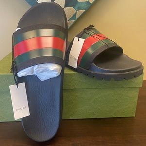 AUTHENTIC GUCCI SLIDE SANDAL